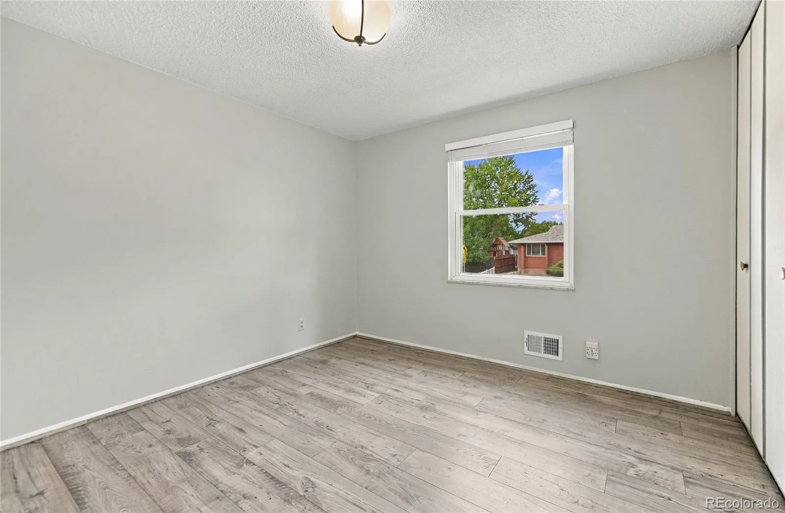 5292 Scranton Street Denver CO 80239 | MLS #REC9336695 09302026095342 1600 16