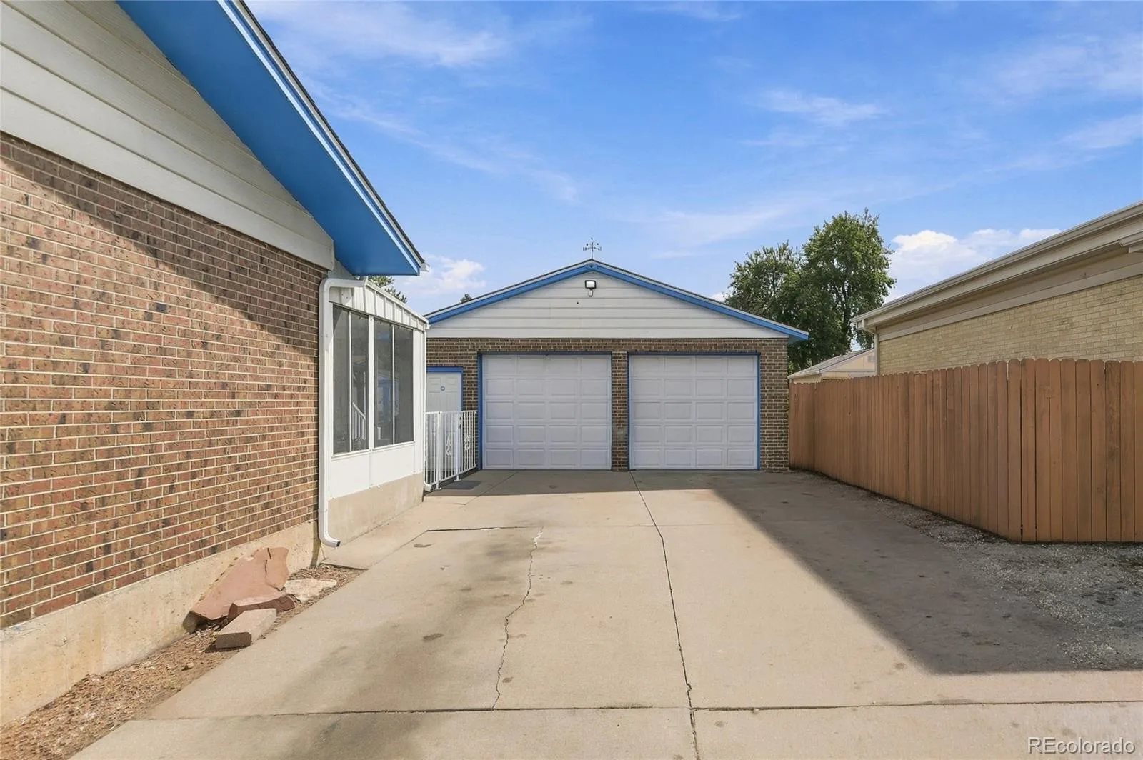 5292 Scranton Street Denver CO 80239 | MLS #REC9336695 09302026095342 1600 37