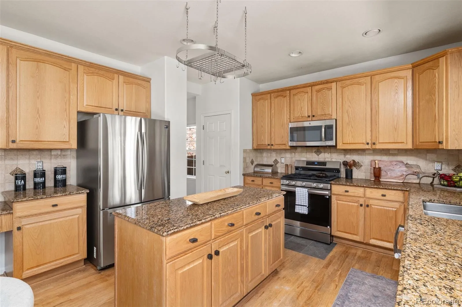 7304 E Cedar Avenue Denver CO 80230 MLS #REC9338266 05132026212835 1600 15