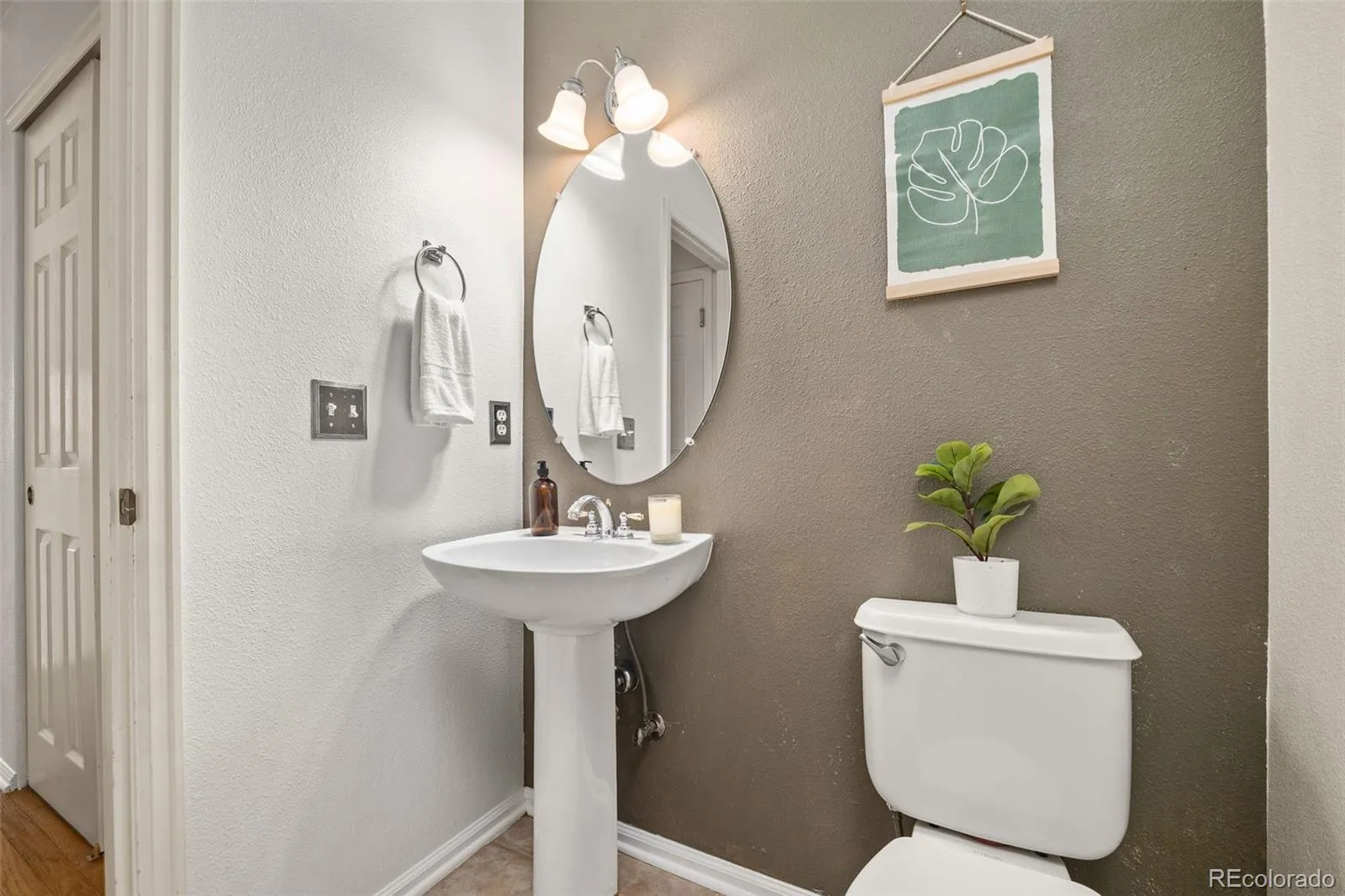 7304 E Cedar Avenue Denver CO 80230 MLS #REC9338266 05132026212835 1600 23
