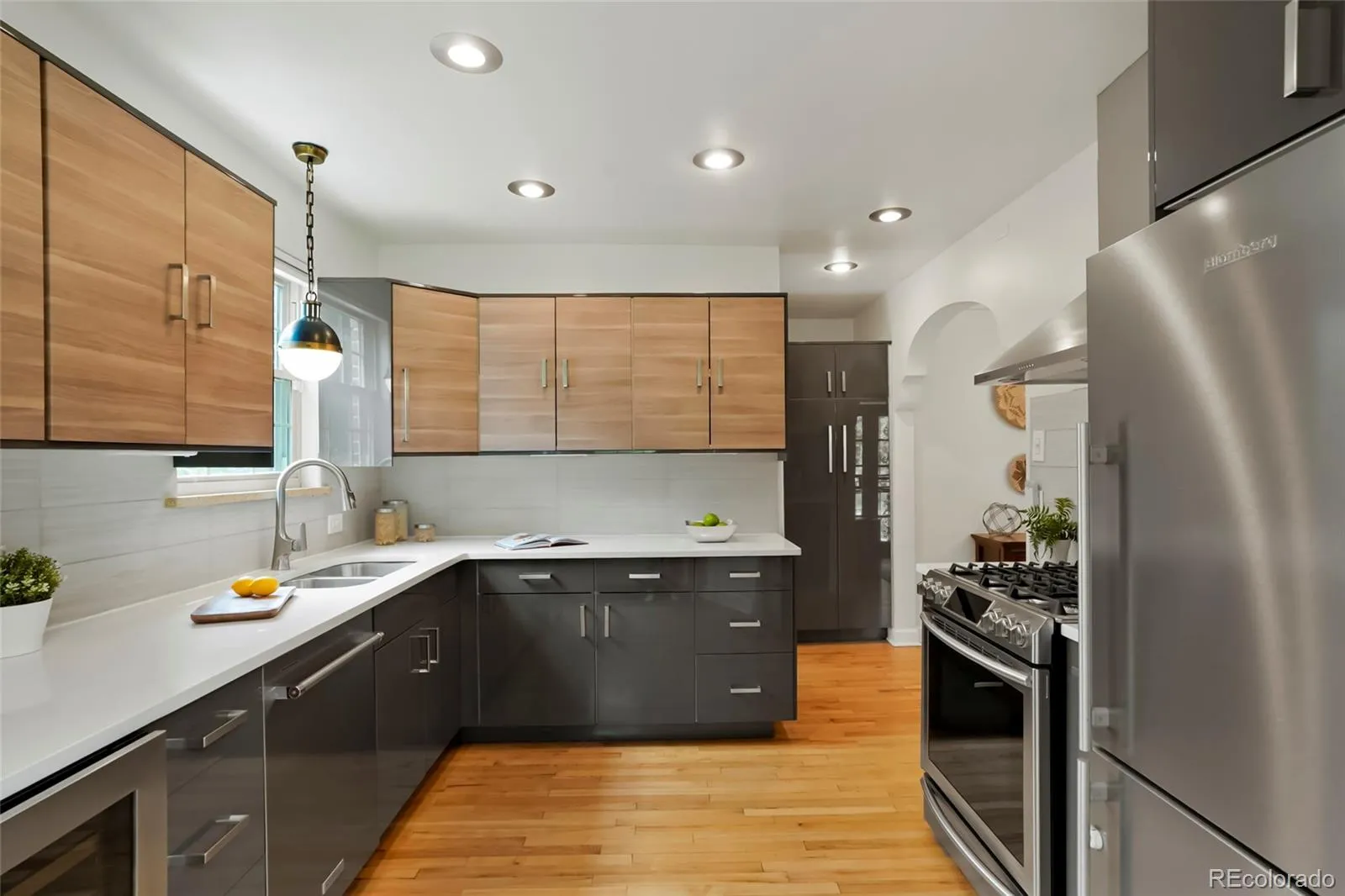 04222026164450 1600 10