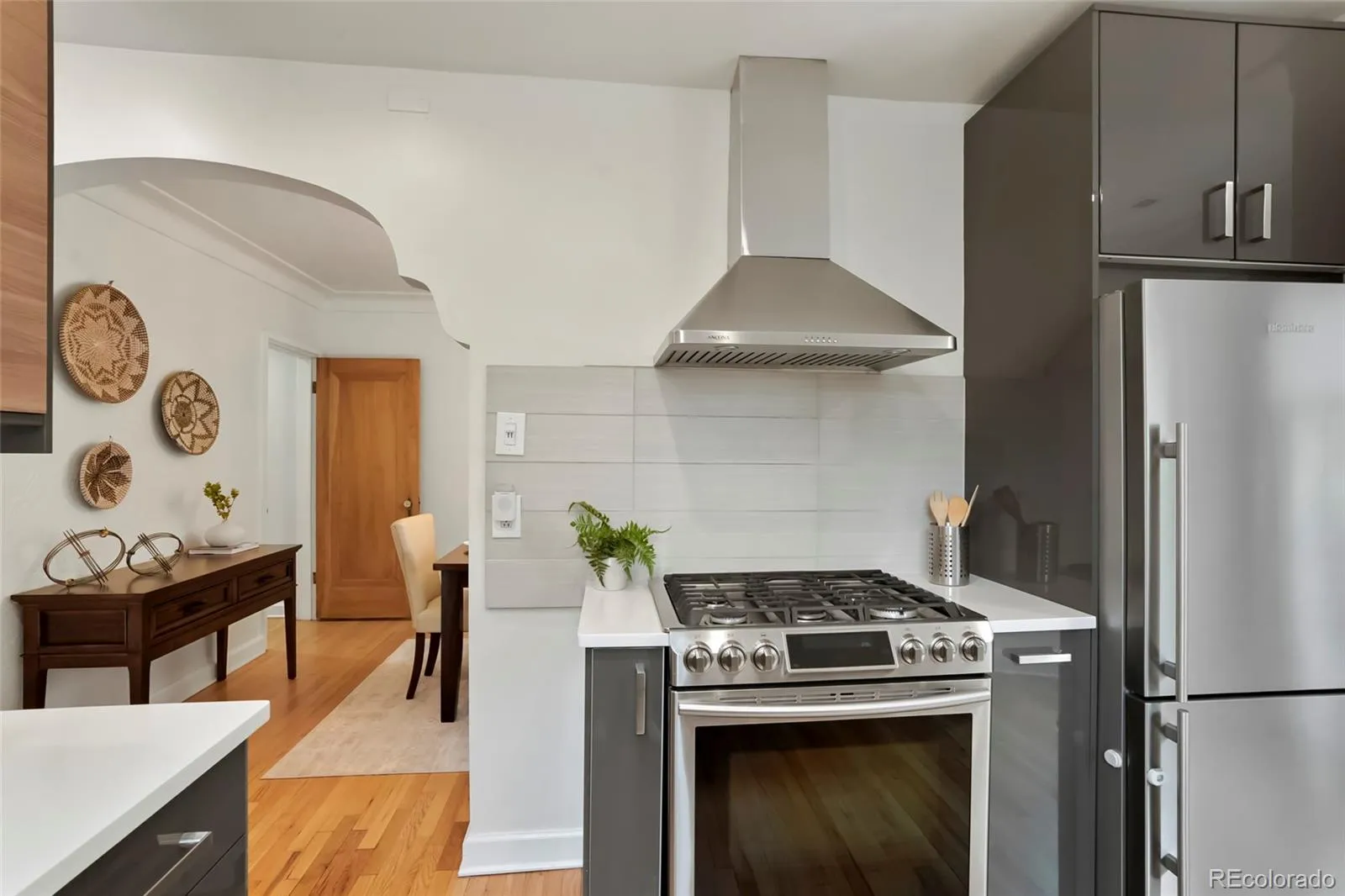 04222026164450 1600 11