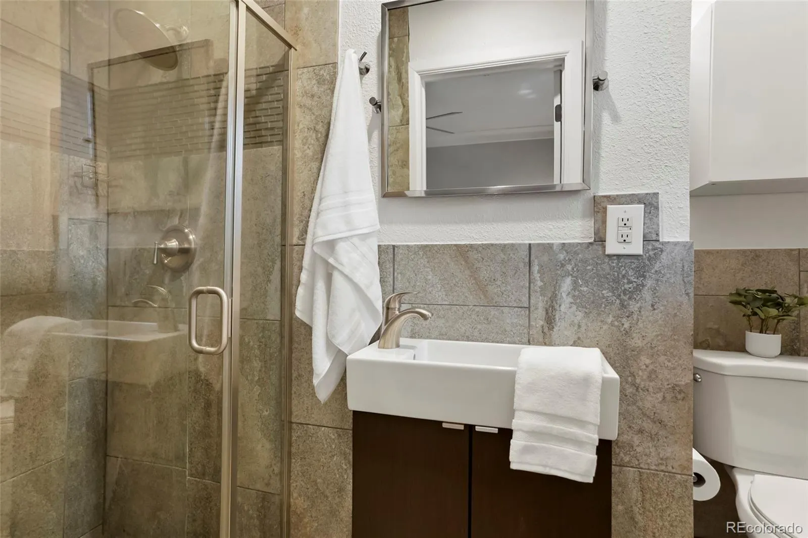 04222026164450 1600 14