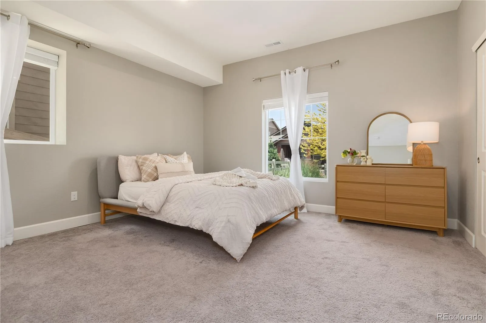 16683 Compass Way Broomfield CO 80023 | MLS #REC9340330 06302026183737 1600 31
