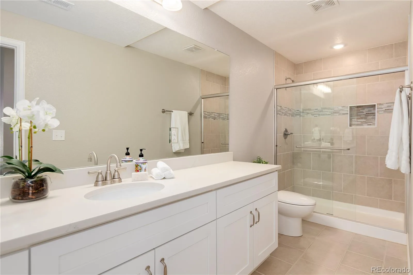 16683 Compass Way Broomfield CO 80023 | MLS #REC9340330 06302026183737 1600 32