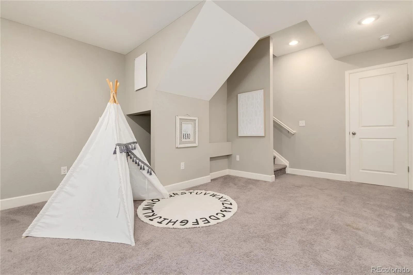 16683 Compass Way Broomfield CO 80023 | MLS #REC9340330 06302026183737 1600 35