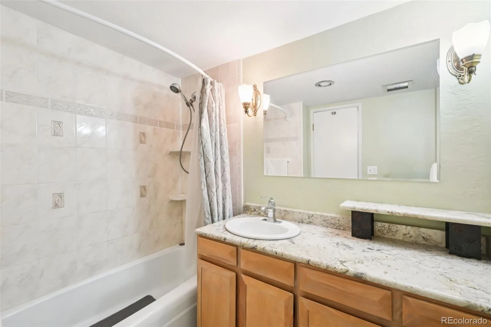 675 S University Boulevard #408 Denver CO 80209 | MLS #REC9340426 08172026154027 1600 25
