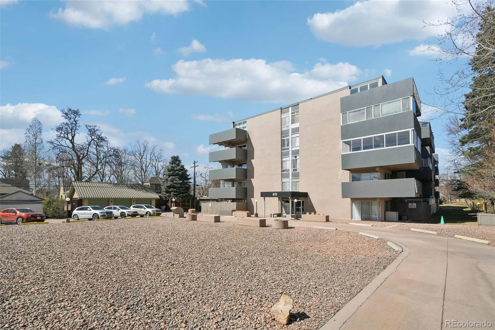 675 S University Boulevard #408 Denver CO 80209 | MLS #REC9340426 08172026154027 1600 34