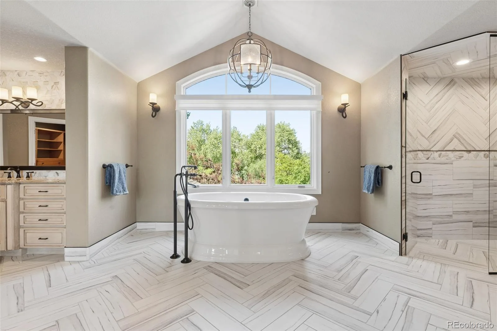 4443 W Cottonwood Place Littleton CO 80123 | MLS #REC9342139 06152026041712 1600 19