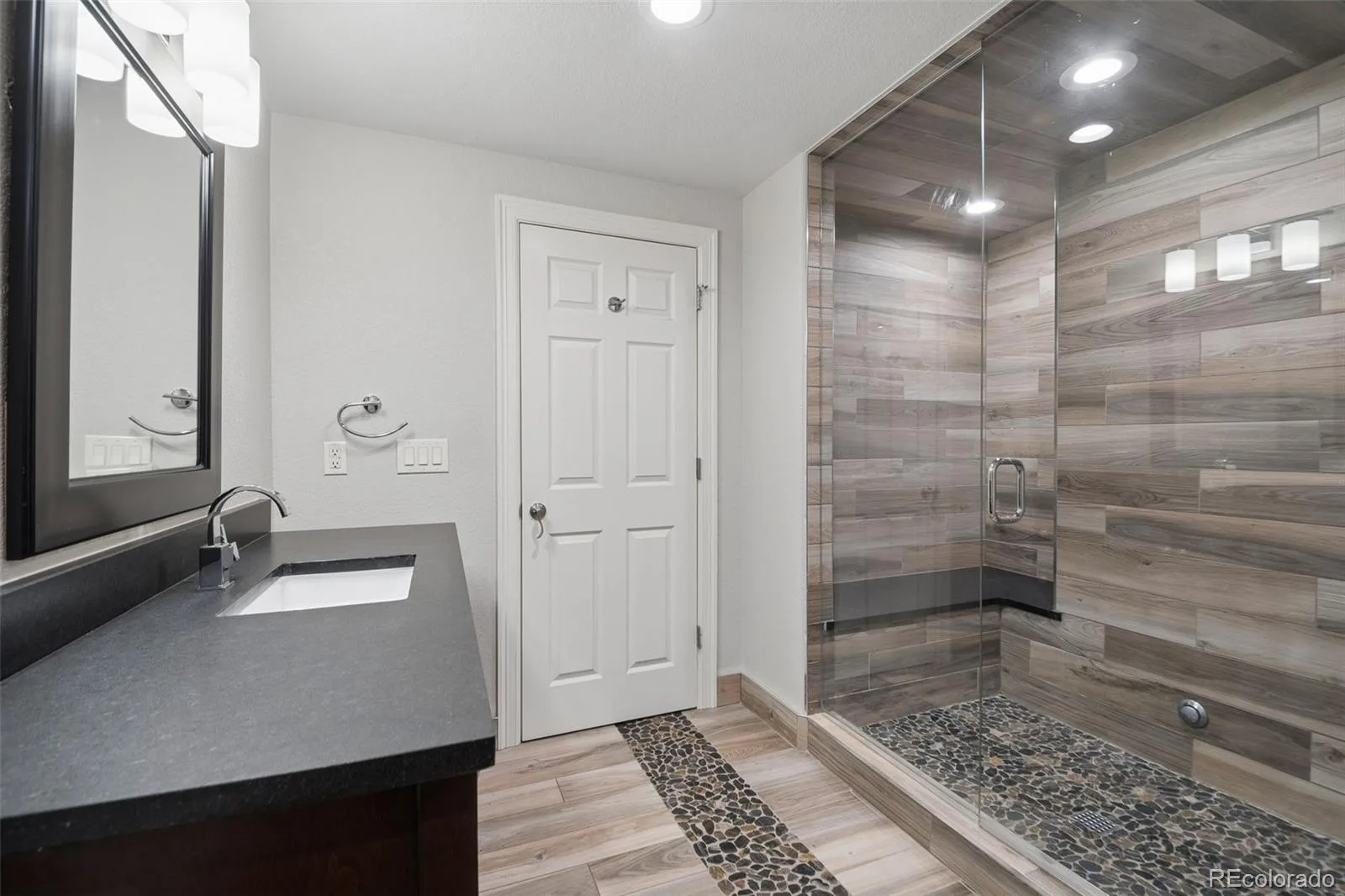 4443 W Cottonwood Place Littleton CO 80123 | MLS #REC9342139 06152026041712 1600 39