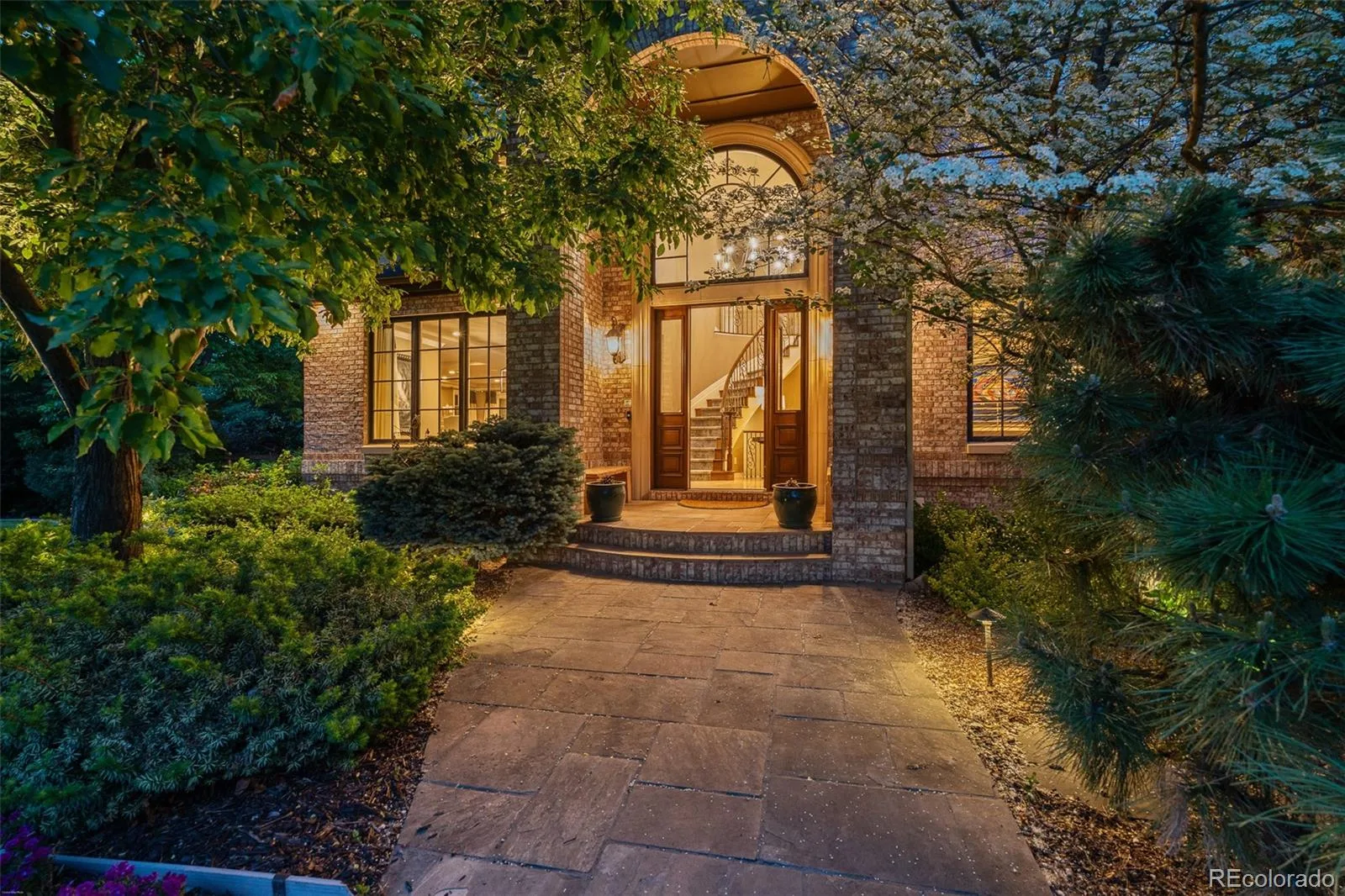 4443 W Cottonwood Place Littleton CO 80123 | MLS #REC9342139 06152026041712 1600 8