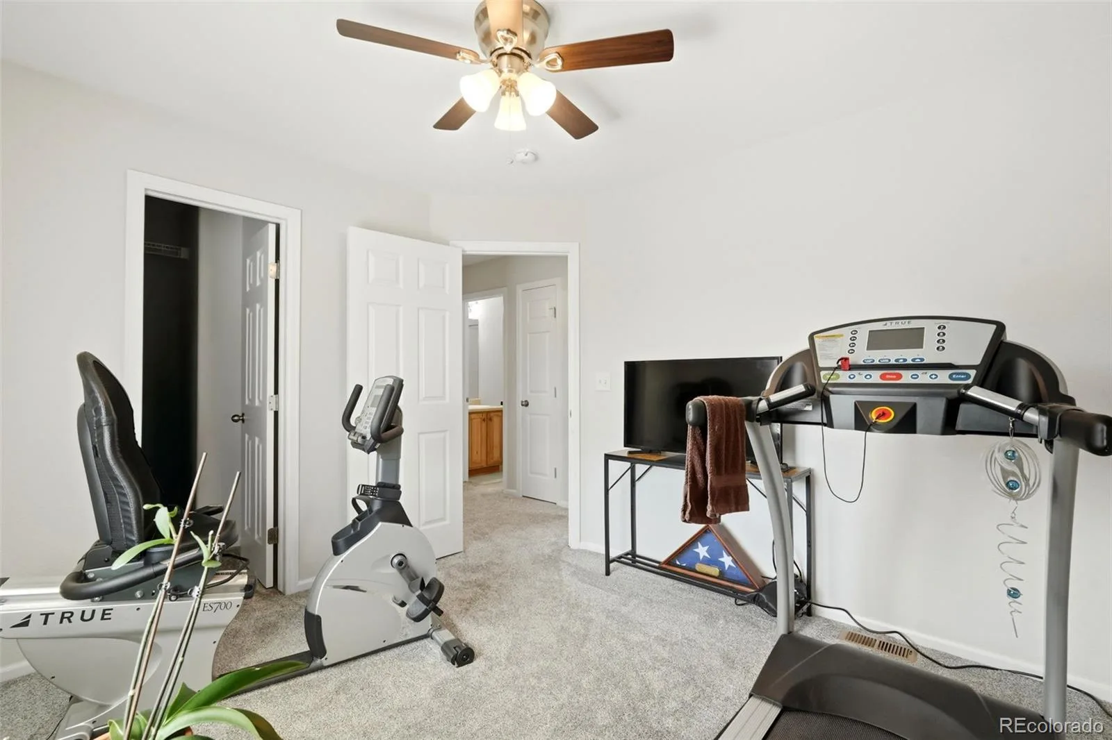 11052 Woodhurst Circle Highlands Ranch CO 80130 | MLS #REC9342419 08262026184206 1600 26