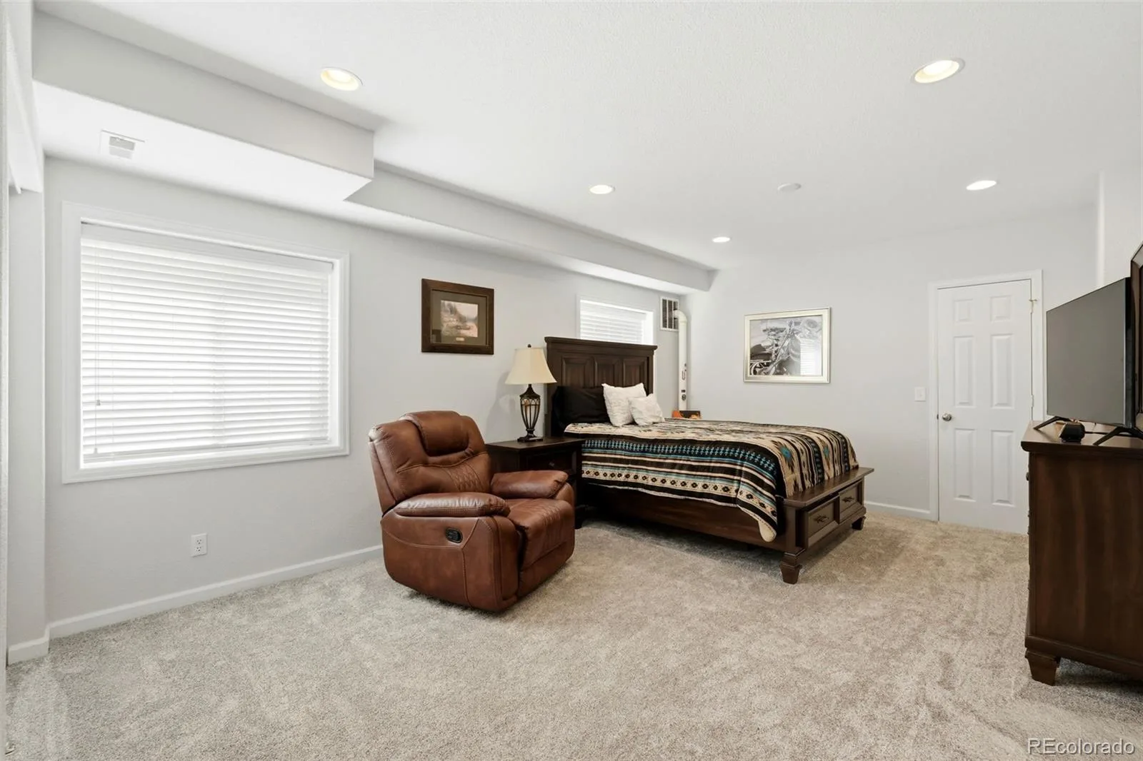 11052 Woodhurst Circle Highlands Ranch CO 80130 | MLS #REC9342419 08262026184206 1600 31