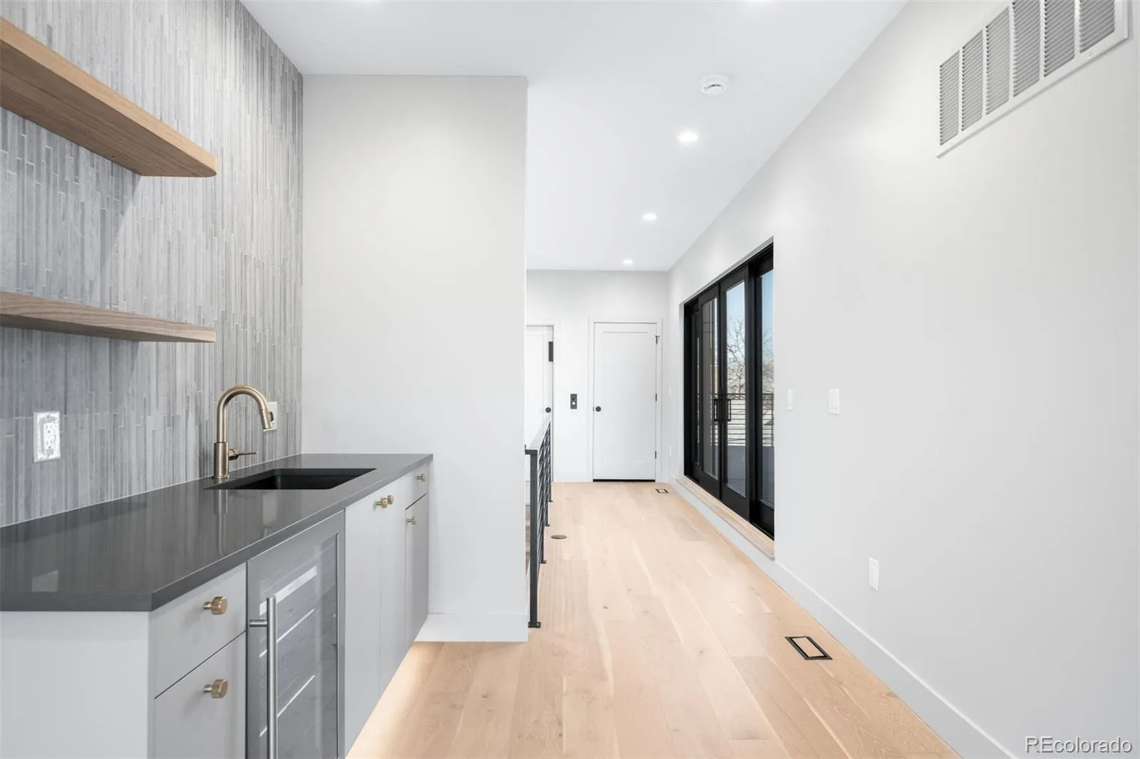 407 Madison Street Denver CO 80206 | MLS #REC9346912 09222026121140 1600 25