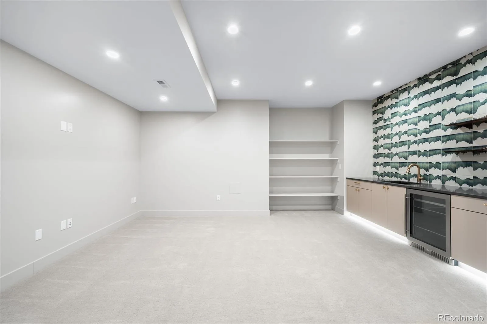 407 Madison Street Denver CO 80206 | MLS #REC9346912 09222026121140 1600 29