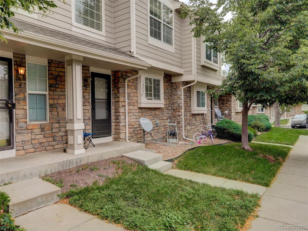 1295 S Zeno Circle #C Aurora CO 80017 | MLS #REC9347324 MLS #REC9347324 image #0