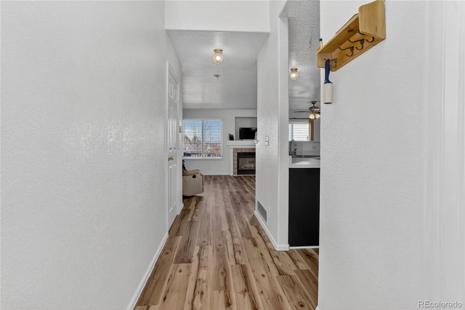 1295 S Zeno Circle #C Aurora CO 80017 | MLS #REC9347324 08012026162433 1600 3
