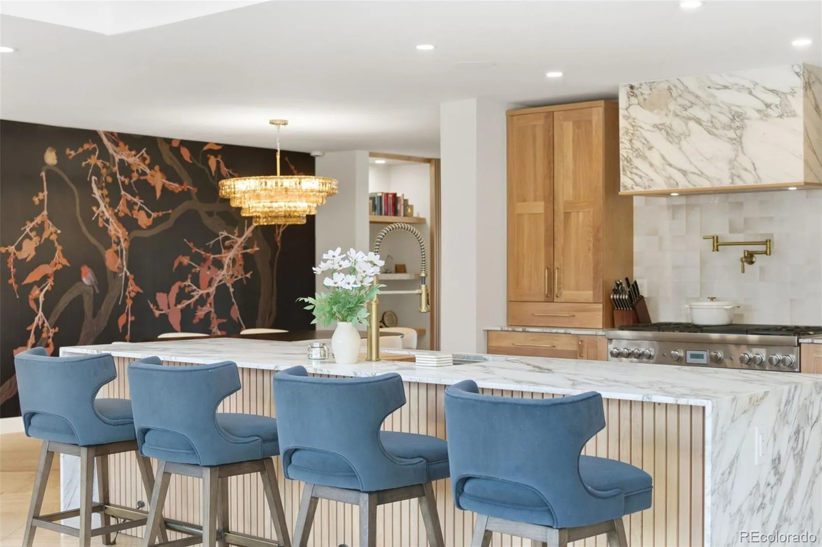 04112026162047 1600 15