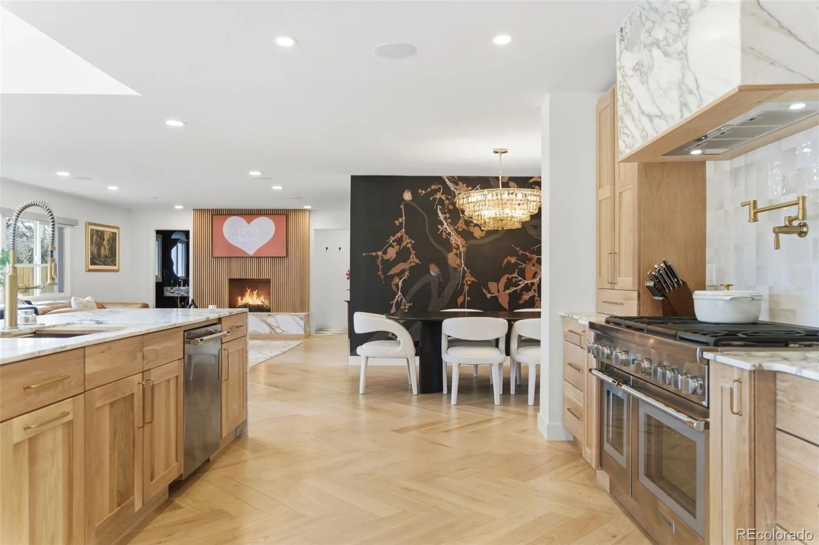641 S Monroe Way Denver CO 80209 | MLS #REC9347436 08252026211557 1600 16