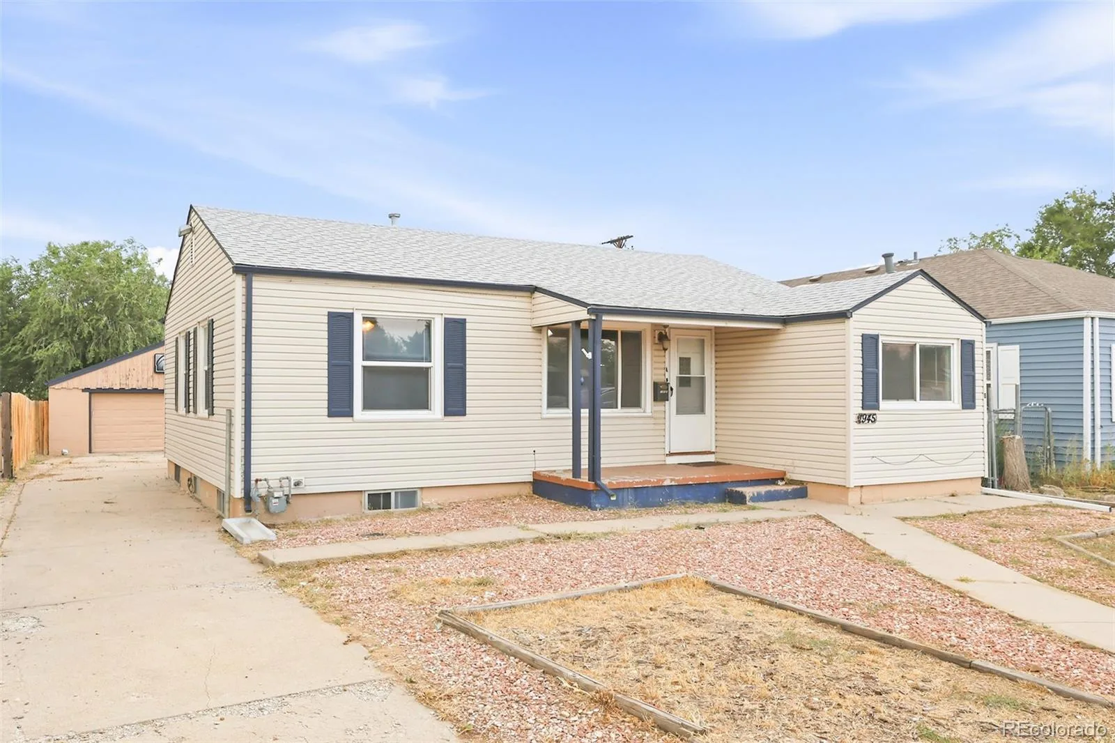 1945 Oakland Street Aurora CO 80010 | MLS #REC9348740 10082026230155 1600 1