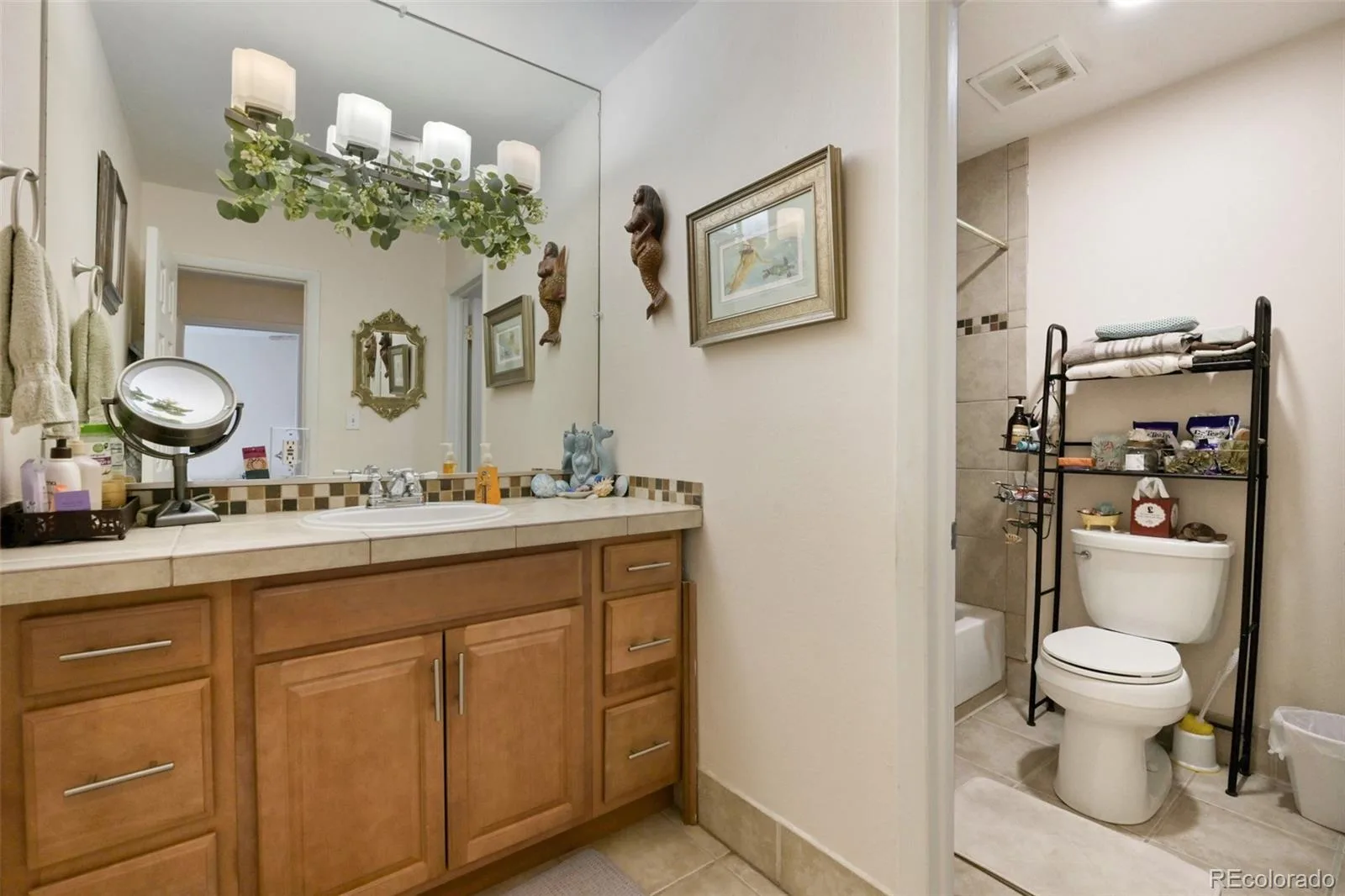 857 S Van Gordon Court #103 #D Lakewood CO 80228 | MLS #REC9349014 08302026165615 1600 18