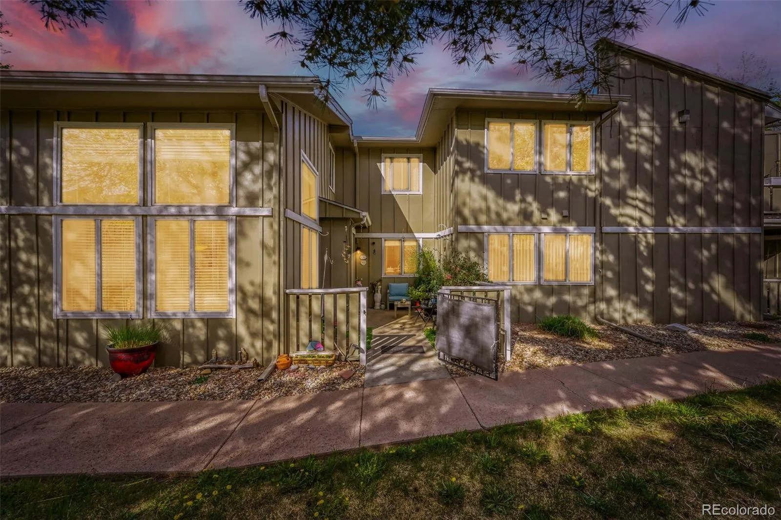 857 S Van Gordon Court #103 #D Lakewood CO 80228 | MLS #REC9349014 08302026165615 1600 21