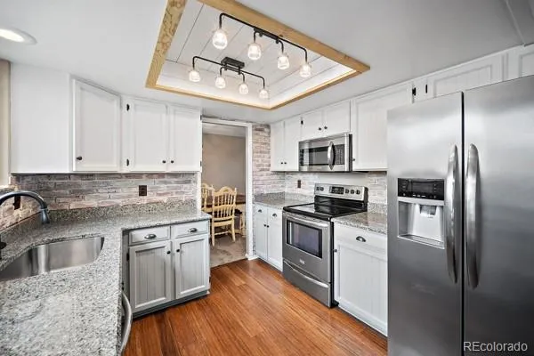 04092026125239 600 15