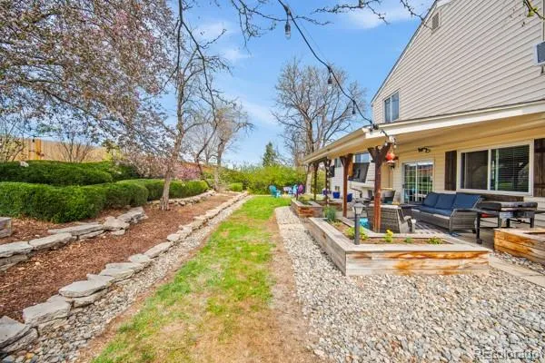 04092026125239 600 42