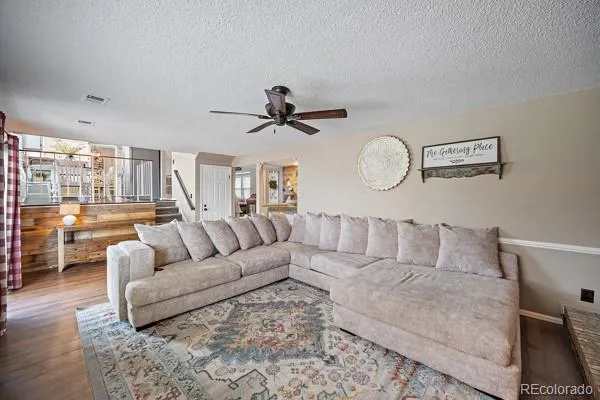 04092026125239 600 7