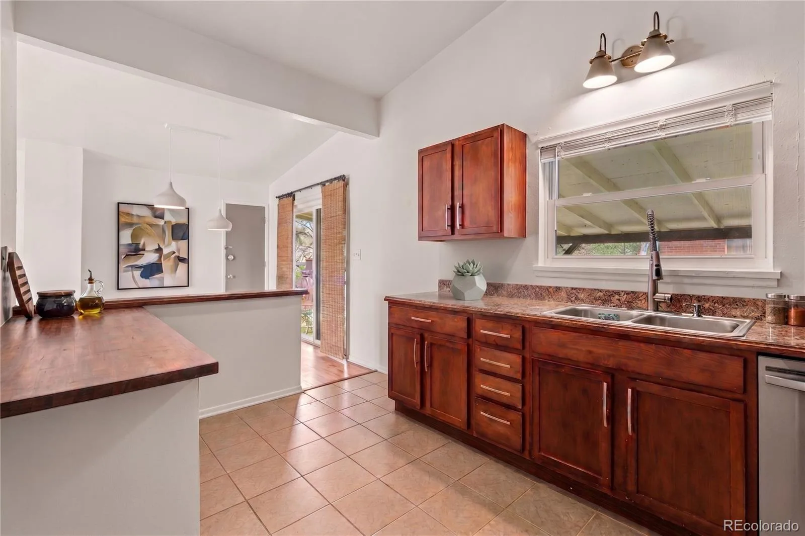 1890 S Monaco Parkway Denver CO 80224 | MLS #REC9351380 08272026004450 1600 8