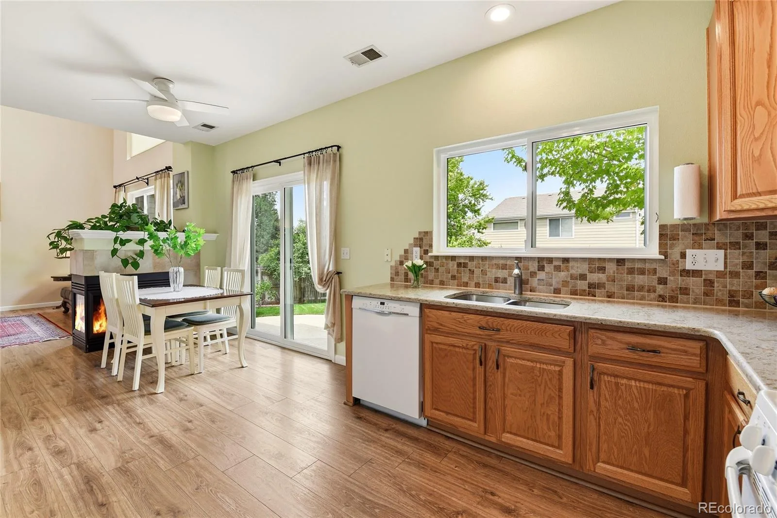 5166 S Shawnee Way Aurora CO 80015 | MLS #REC9351784 06062026161841 1600 15