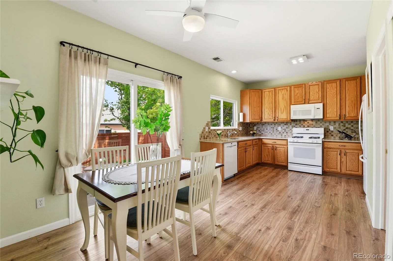 5166 S Shawnee Way Aurora CO 80015 | MLS #REC9351784 06062026161841 1600 9