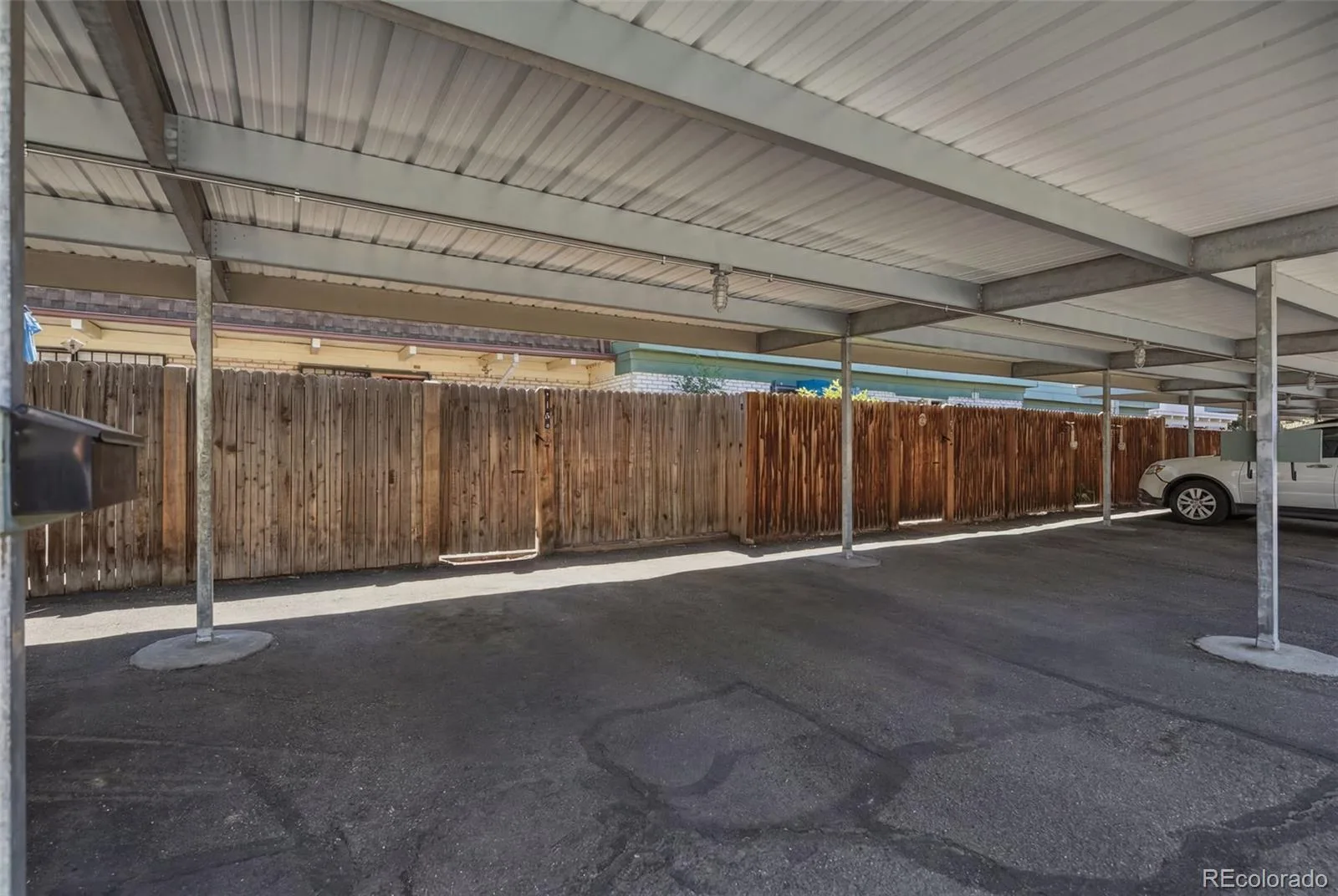 1169 S Monaco Street Parkway Denver CO 80224 | MLS #REC9355000 07302026211026 1600 17