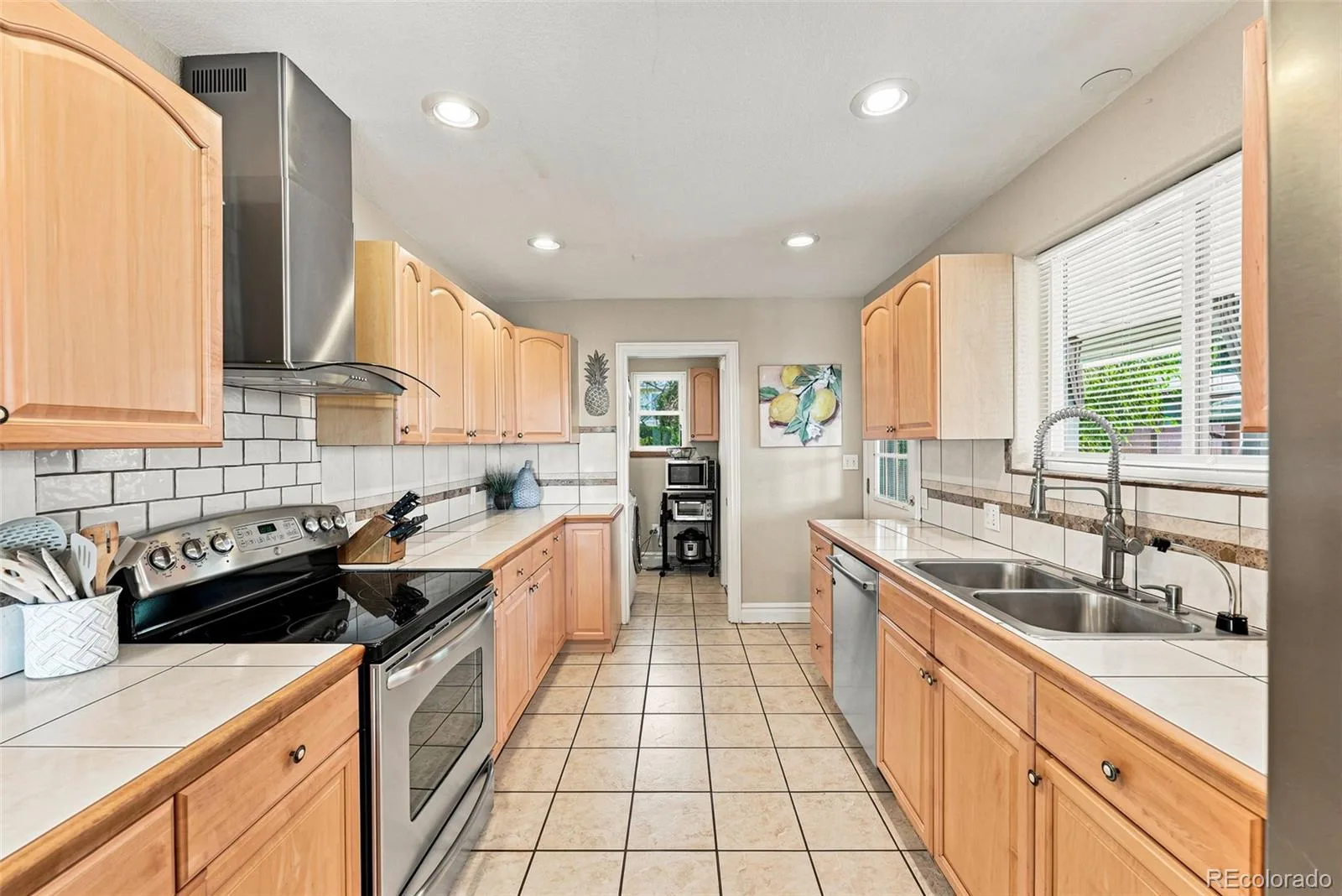 9381 W 67th Place Arvada CO 80004 | MLS #REC9355436 07242026160112 1600 12