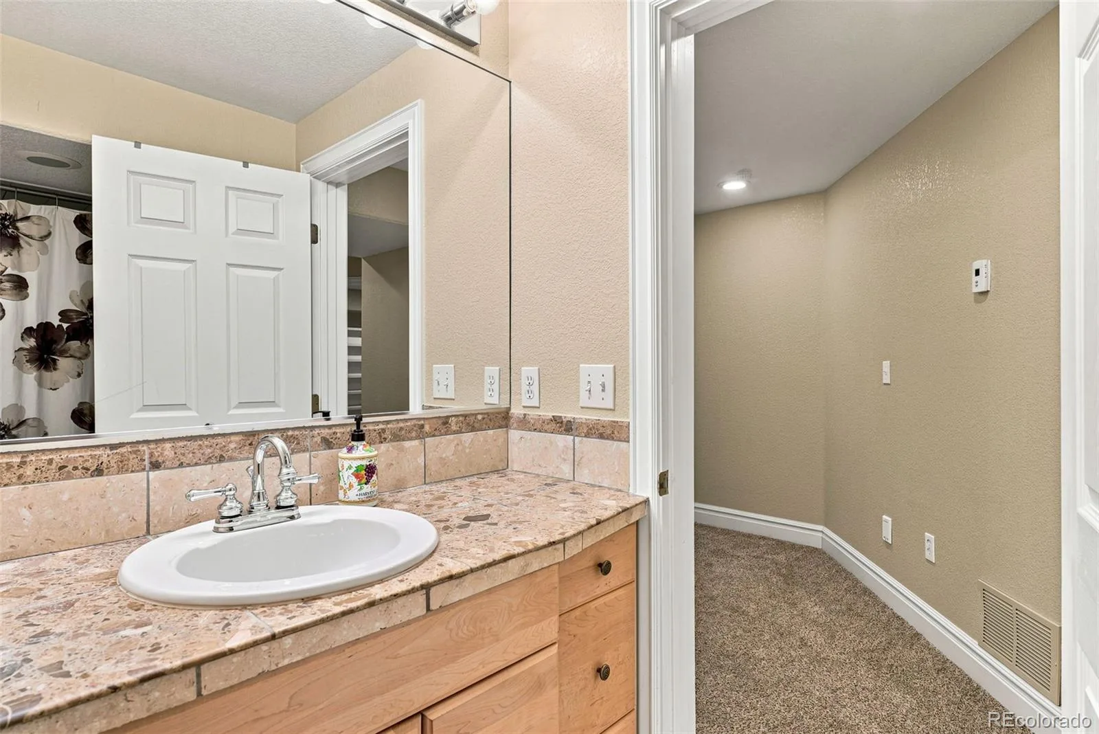9381 W 67th Place Arvada CO 80004 | MLS #REC9355436 07242026160112 1600 36