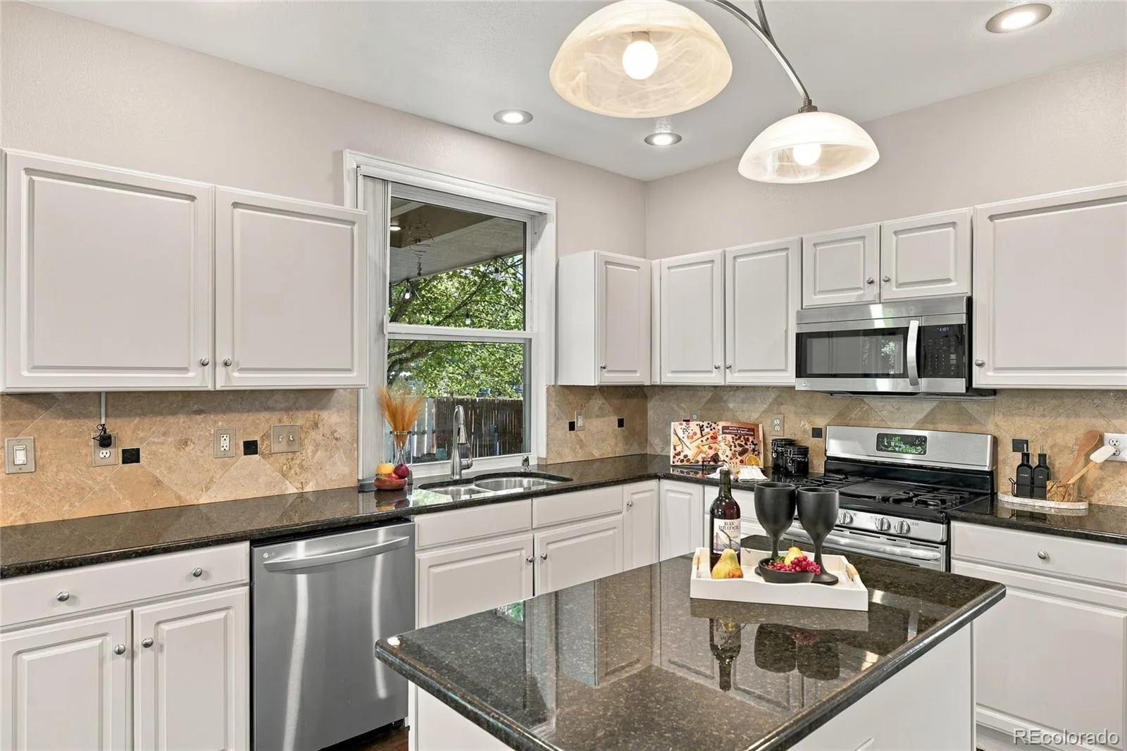 2411 S Holman Circle Lakewood CO 80228 | MLS #REC9357810 10072026164931 1600 11