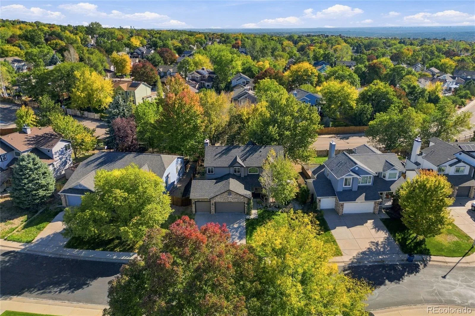 2411 S Holman Circle Lakewood CO 80228 | MLS #REC9357810 10072026164931 1600 44