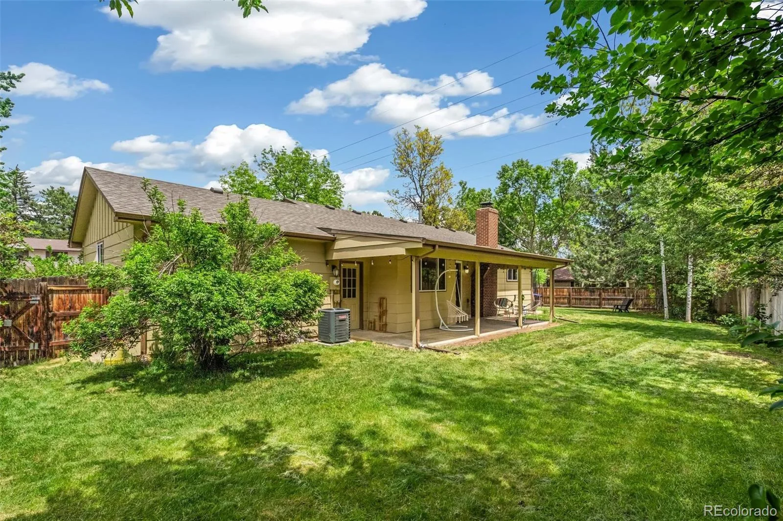 12126 W 69th Avenue Arvada CO 80004 MLS #REC9358152 06032026150138 1600 28