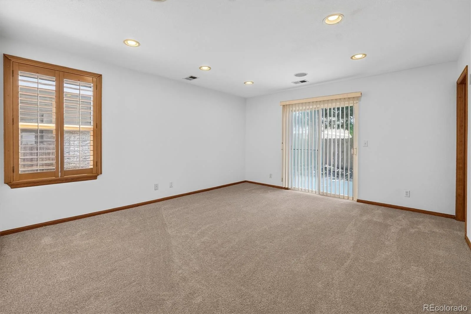 5531 Lewiston Court Denver CO 80239 | MLS #REC9358904 08092026040330 1600 17
