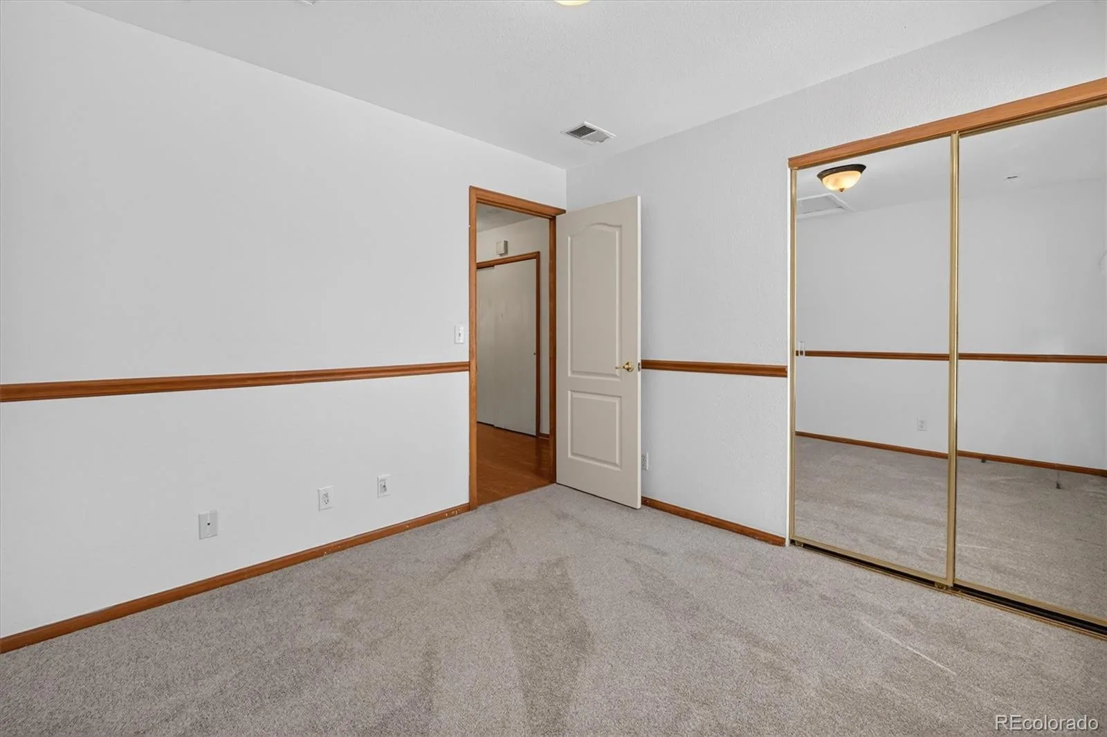 5531 Lewiston Court Denver CO 80239 | MLS #REC9358904 08092026040330 1600 23