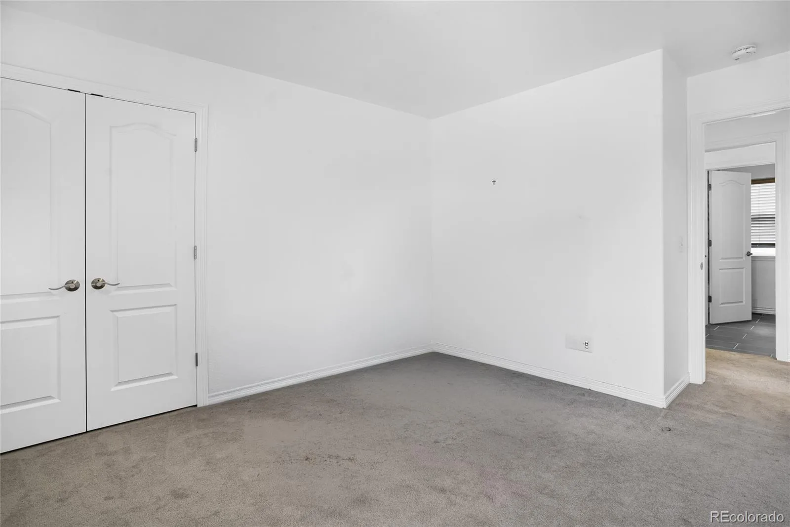 8691 E Hawaii Drive Denver CO 80231 MLS #REC9359025 06082026211901 1600 20