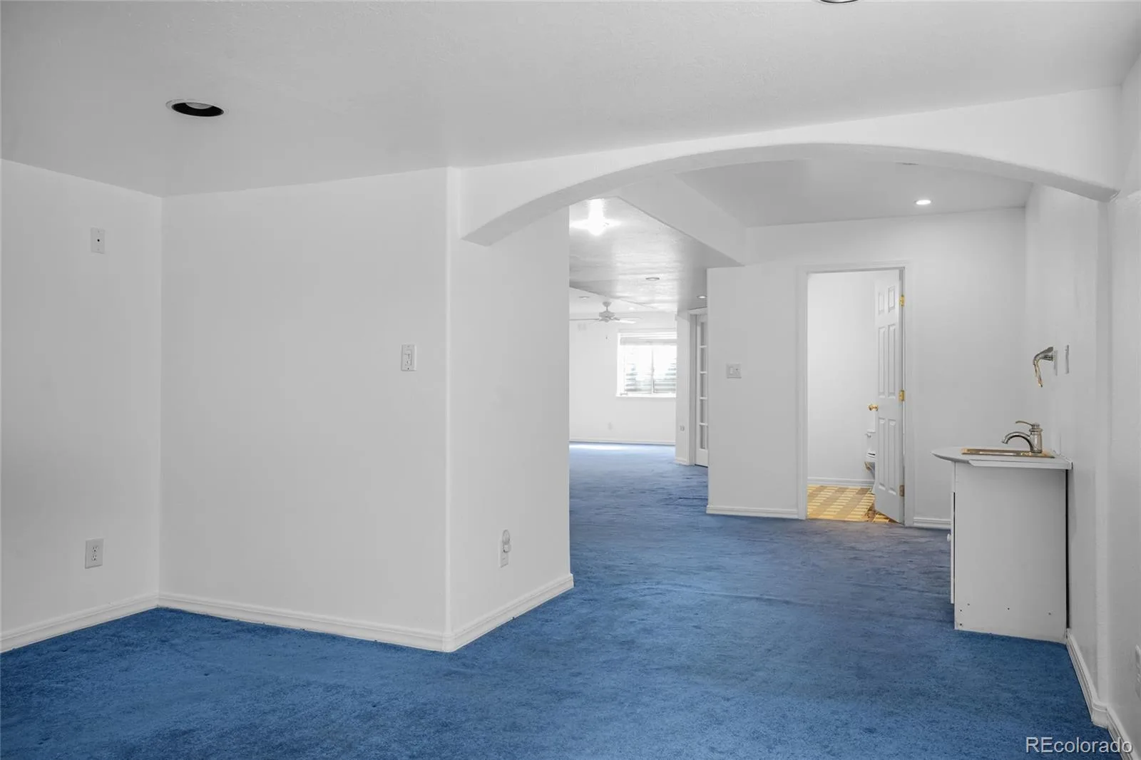 8691 E Hawaii Drive Denver CO 80231 MLS #REC9359025 06082026211901 1600 32