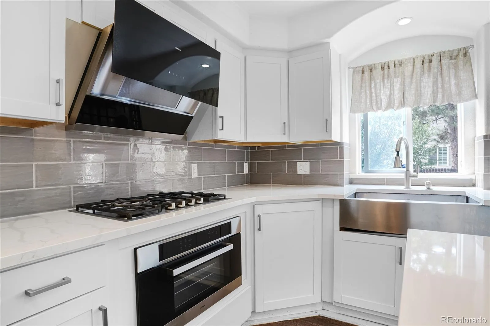8691 E Hawaii Drive Denver CO 80231 MLS #REC9359025 06082026211901 1600 4