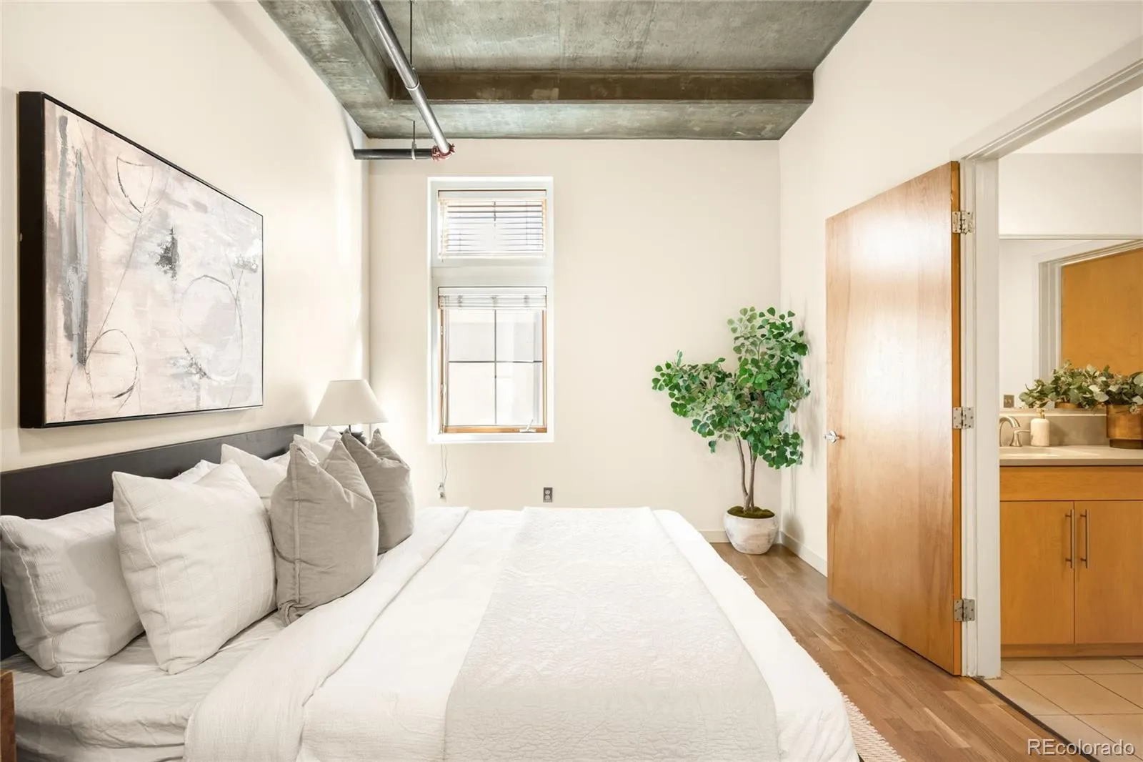 04142026235031 1600 10