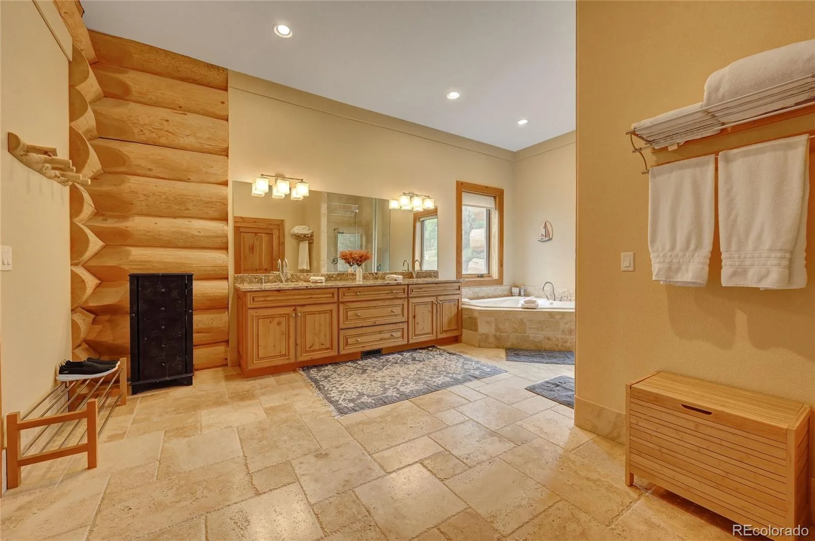 7181 S Andrea Lane Morrison CO 80465 | MLS #REC9360527 08032026214608 1600 19