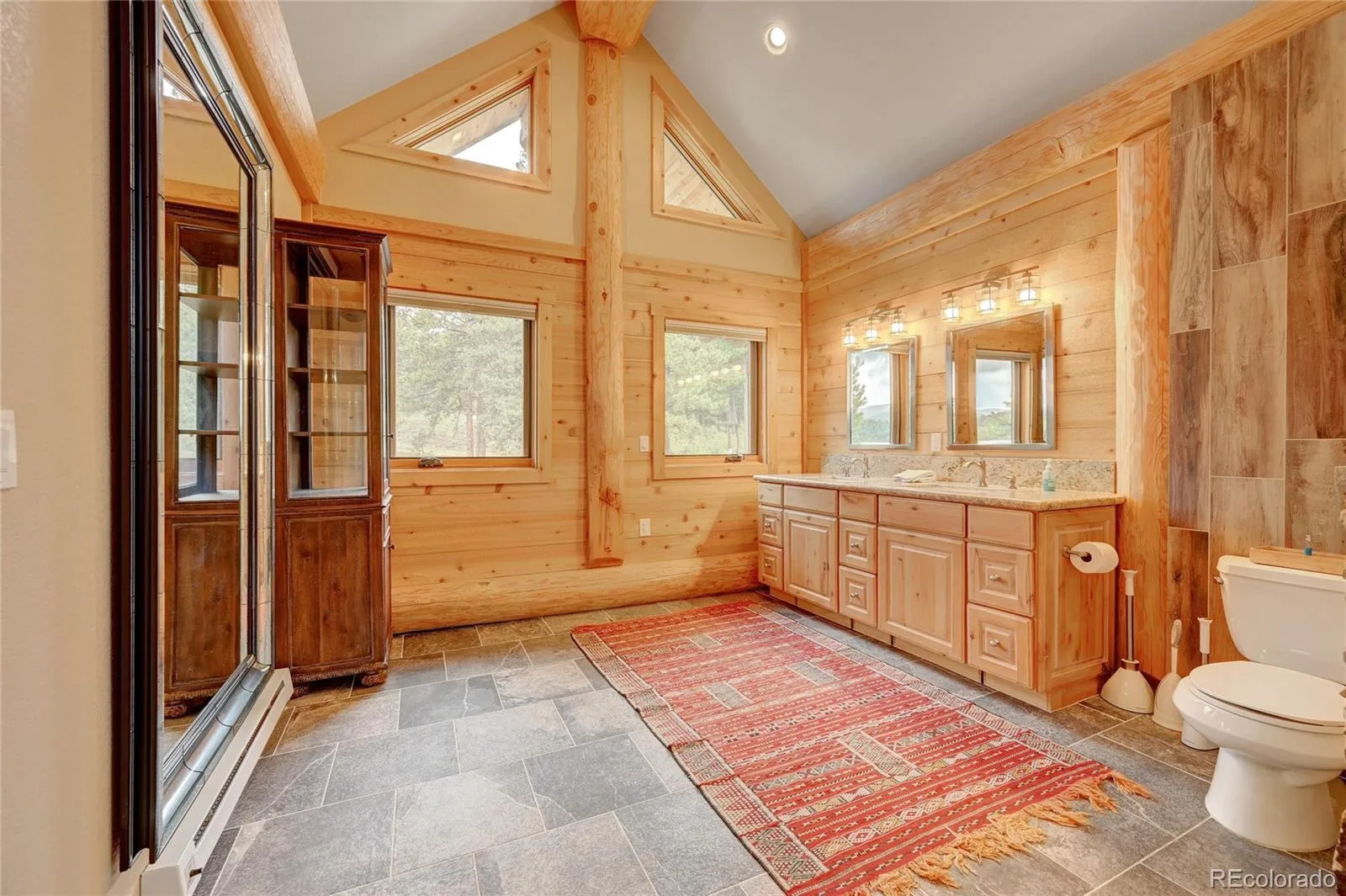 7181 S Andrea Lane Morrison CO 80465 | MLS #REC9360527 08032026214608 1600 39