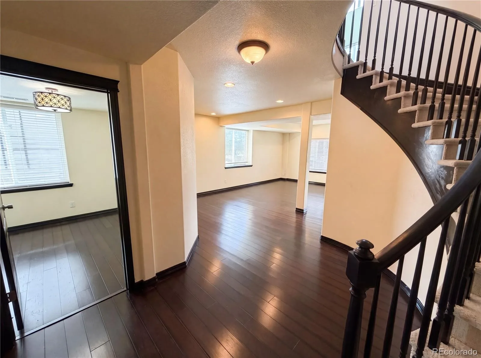 7469 S Biloxi Court Aurora CO 80016 MLS #REC9361457 06012026191515 1600 16