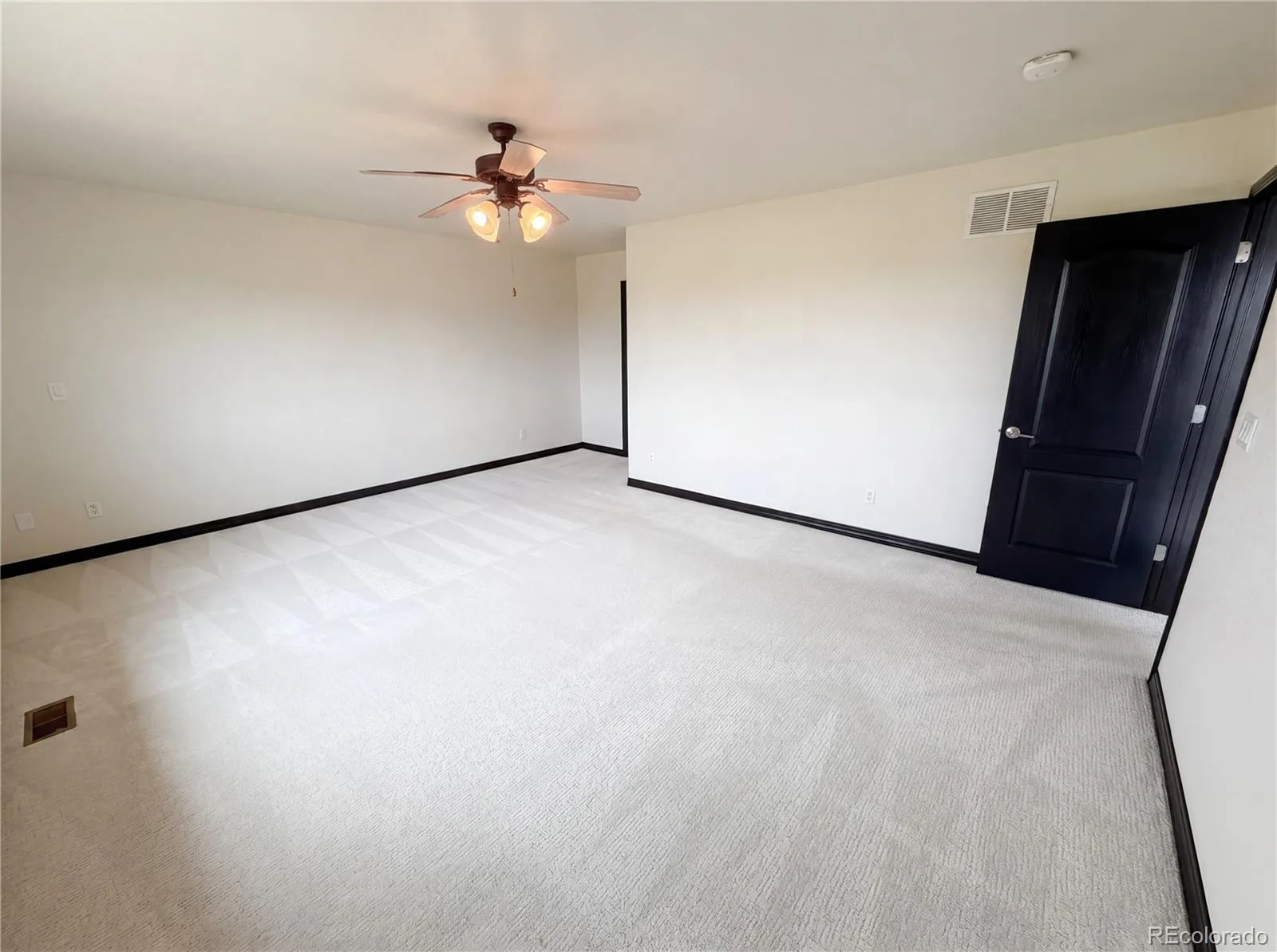 7469 S Biloxi Court Aurora CO 80016 MLS #REC9361457 06012026191515 1600 27