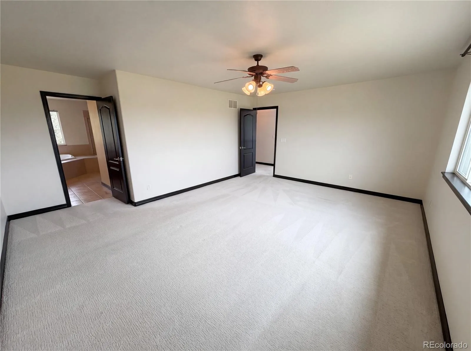 7469 S Biloxi Court Aurora CO 80016 MLS #REC9361457 06012026191515 1600 3