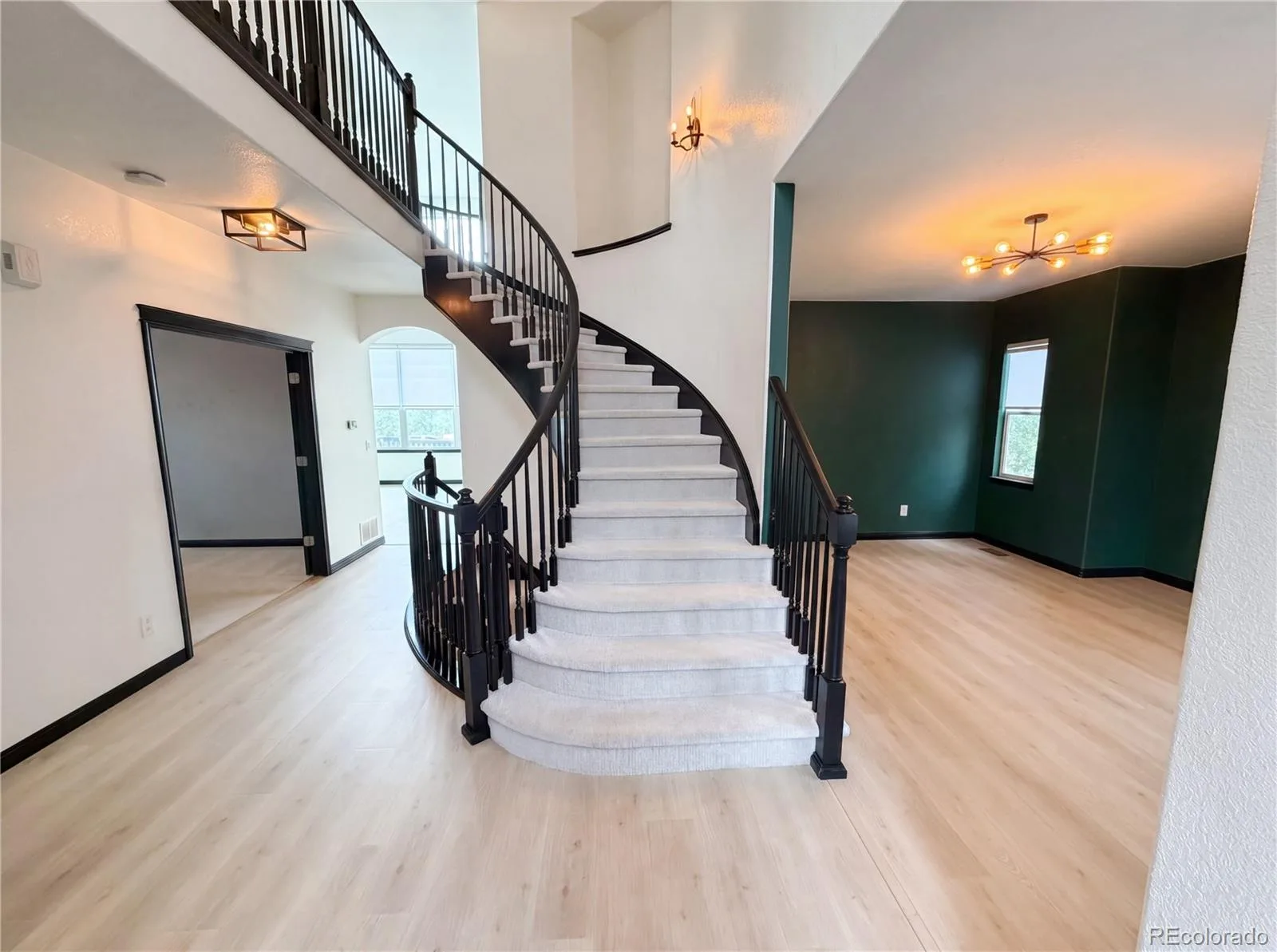 7469 S Biloxi Court Aurora CO 80016 MLS #REC9361457 06012026191515 1600 7